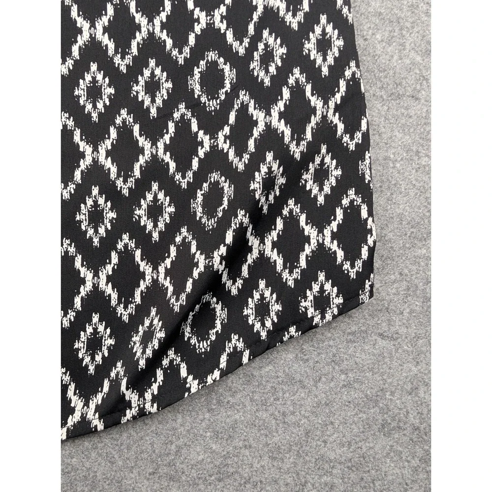 Hilary Radley Womens Black White Ikat Diamond Print Split Neck Blouse‎ Size Med